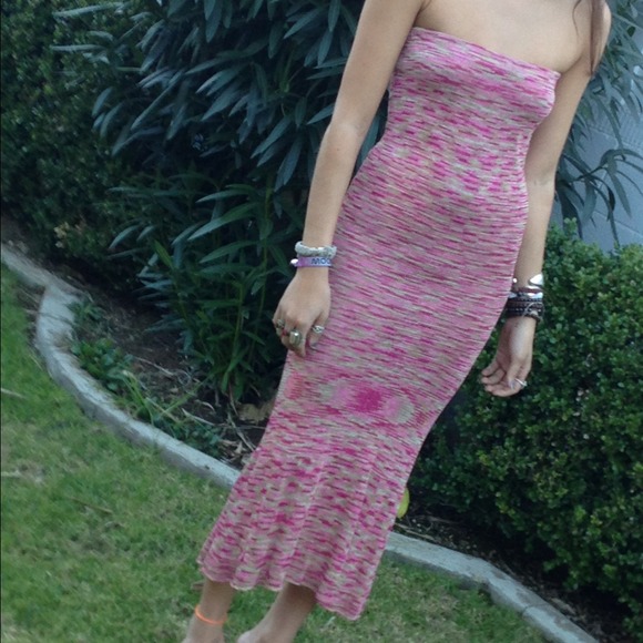 Strapless knit dress