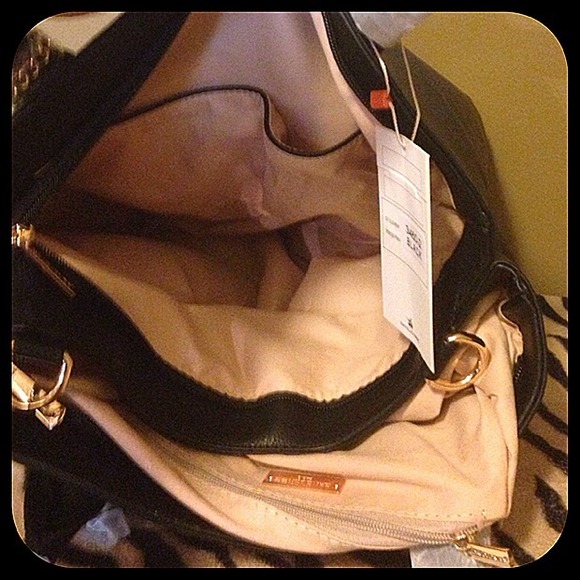 Everyday essentials double-handle black bag - Picture 4 of 4