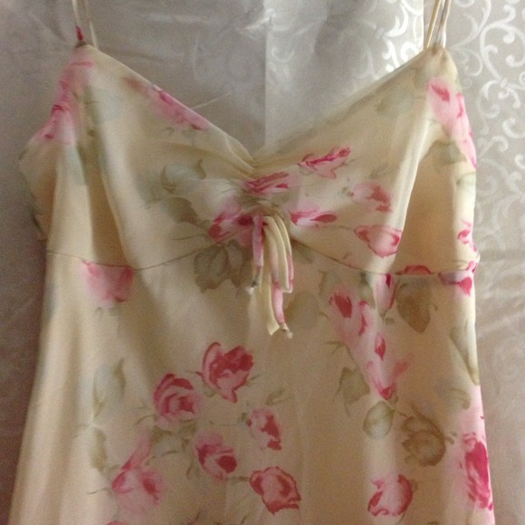 Sundress - Picture 2 of 3