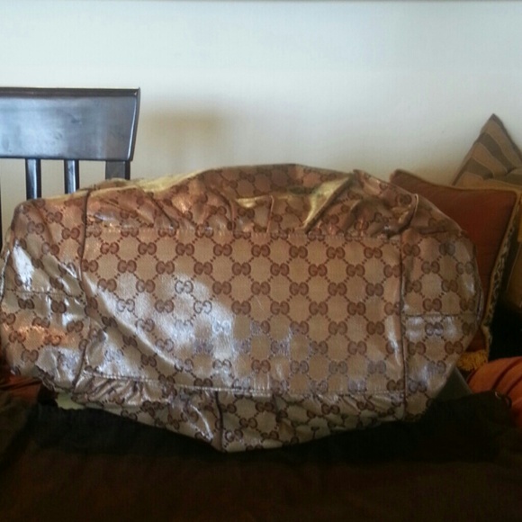 SOLD VIA PAYPAL..Authentic Gucci Purse - Picture 3 of 3