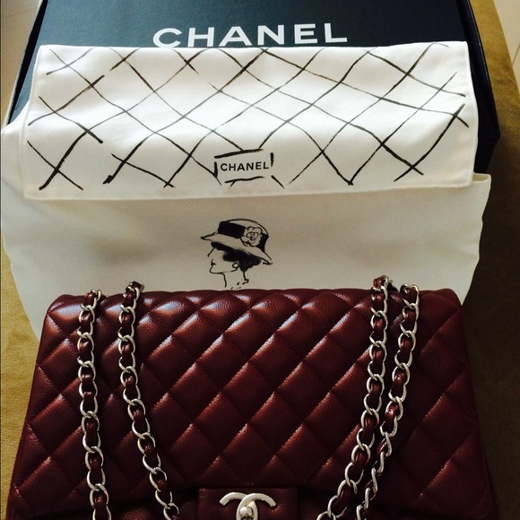 CHANEL Maxi Jumbo Bag. - Picture 2 of 4