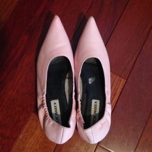 Ballet pink leather pointy Steve Madden flats
