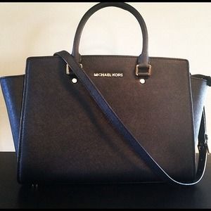 Black Michael Kors Purse