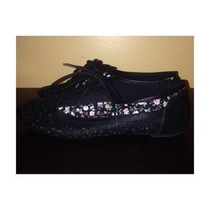 Floral oxfords