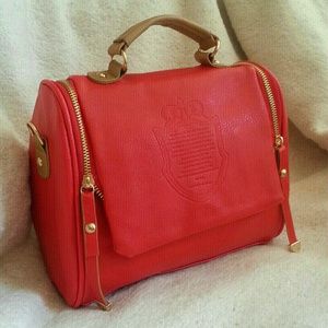 Accessories - Host Pick ๐ British Top Handle Bag Red Accessories - Host Pick ๐ British Top Handle Bag Red