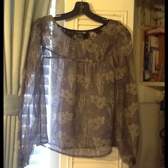 💕Sheer Gray with Floral Print & Lace Top