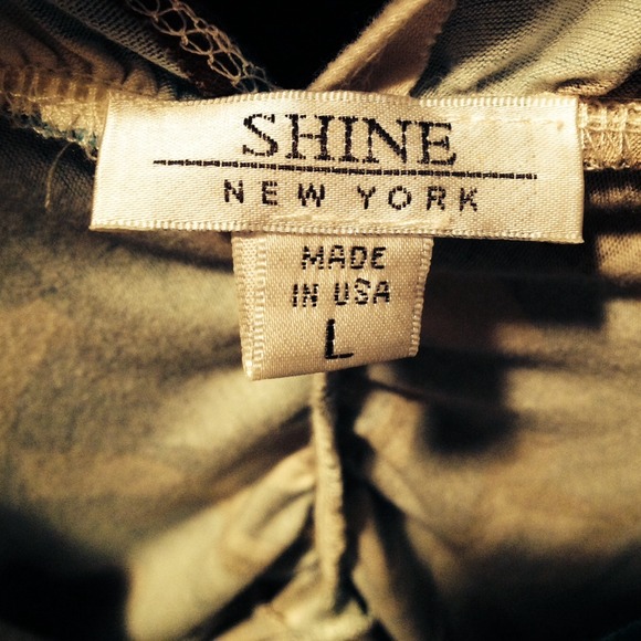 PATTERNED TOP - Picture 2 of 2