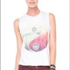 !!Price Reduced! Brandy Melville Ying Yang Tank 🌀