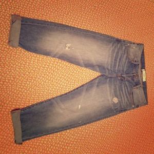 Boyfriend cut capris. A & F brand.