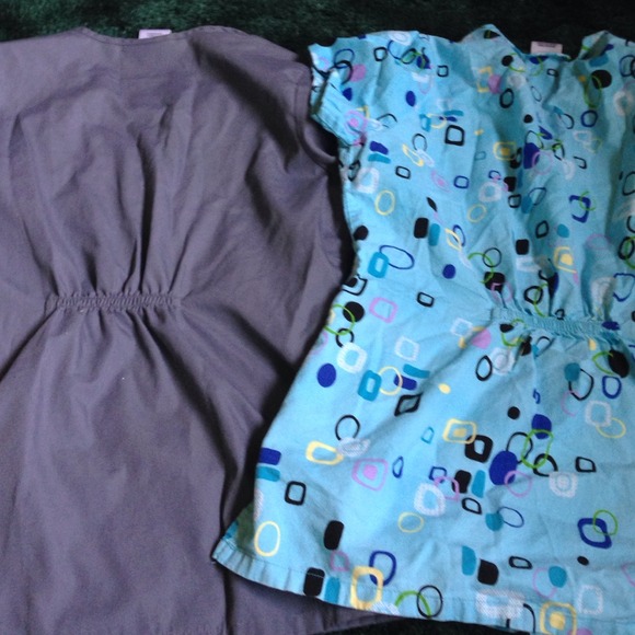 Scrubs - Picture 2 of 3