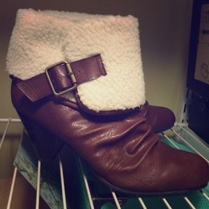 A.N.A  ( a new approach) boots