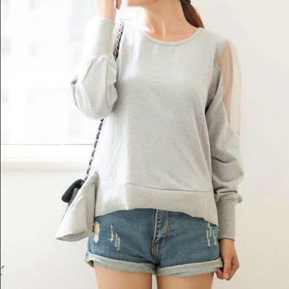 MOVING SALE Lace sleeve batt peplum top - Picture 2 of 6