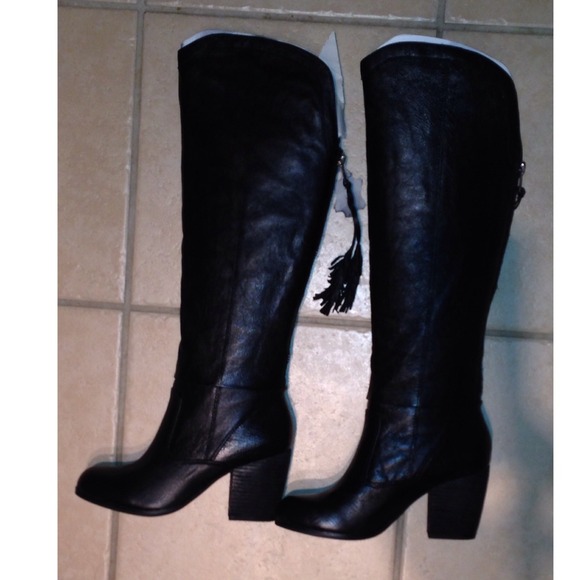 🎉HP 6/6🎉Steve Madden Turner boot - Picture 2 of 4