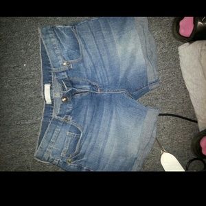 Bullhead shorts must go??????