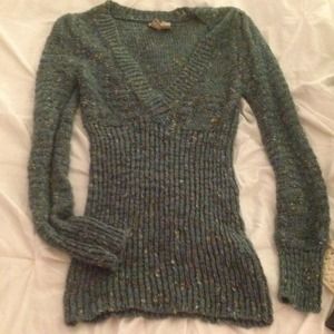 Comfy green sweater