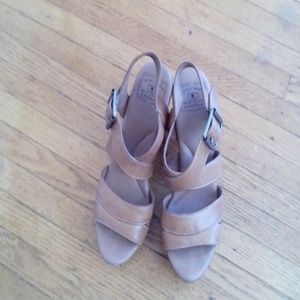 Lucky brand heel