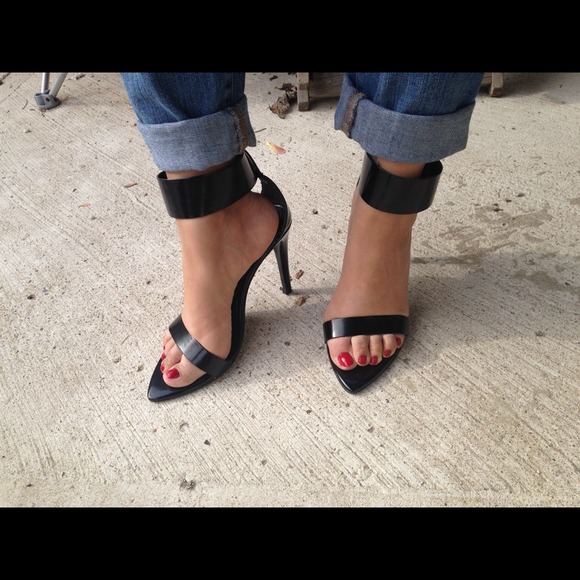 Zara Black ankle strap Heels