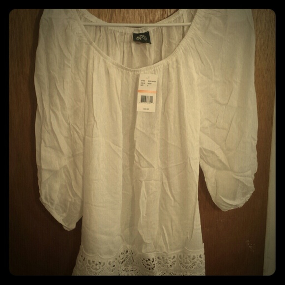 Bnwt peasant top