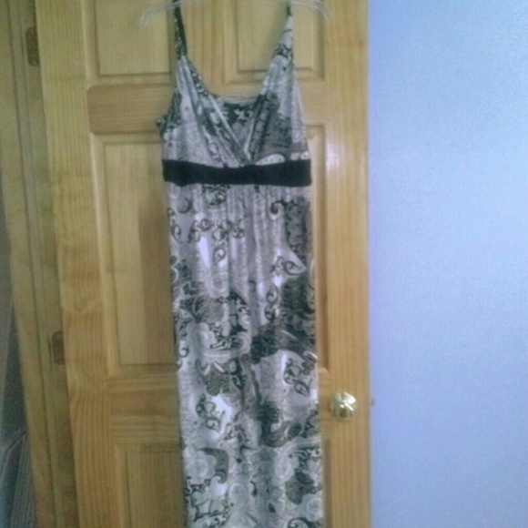 Black and white patterned maxi dress