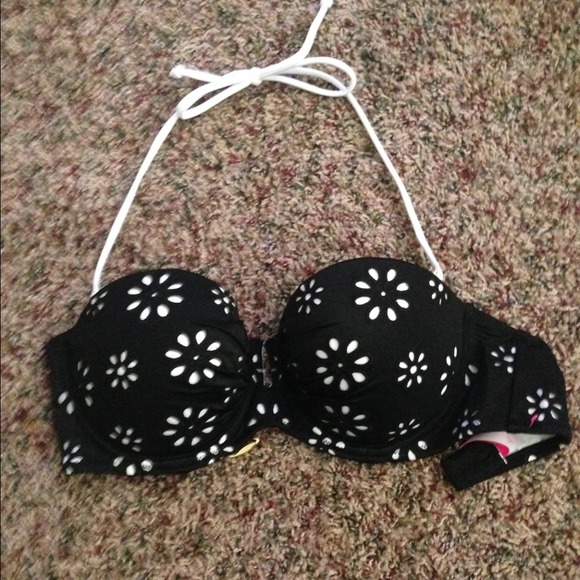 Victoria's Secret Bathing Suit Top NWOT