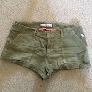 Abercrombie and Fitch olive green shorts