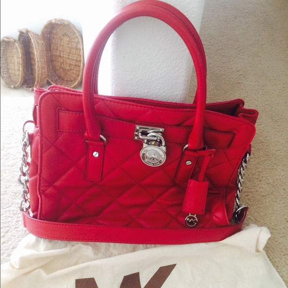 💯Authentic MIchael Kors quilted hamilton