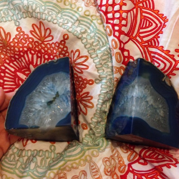 Book ends - Picture 3 of 3