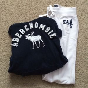 ABERCROMBIE KIDS sweatpants and sweatshirt bundle