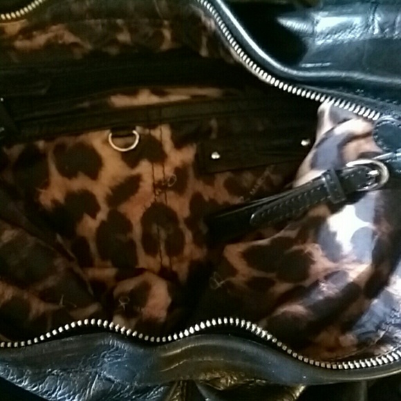 B. Makowsky handbag tote hobo. Excellent condition - Picture 4 of 4