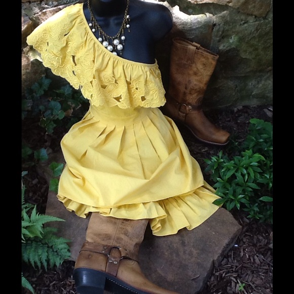 Anthropologie Dresses & Skirts - SOLD👗 🎈NWT Anthropologie Ryu One Shoulder Dress