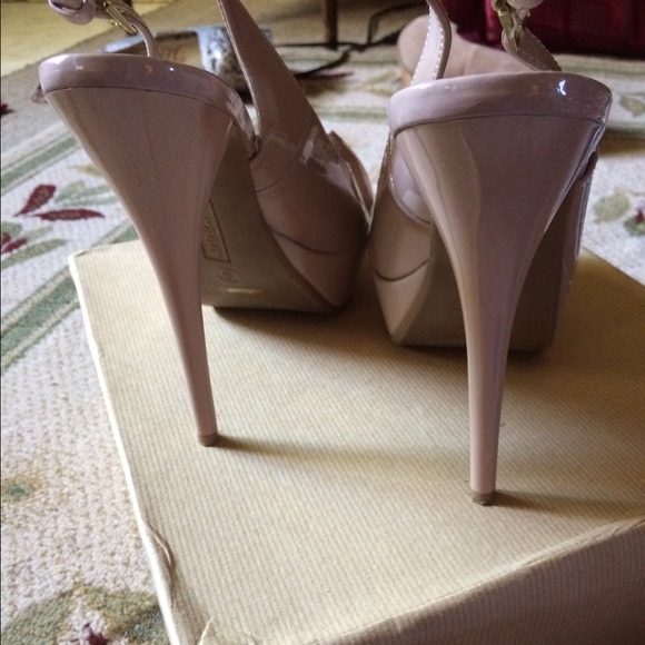 Patent nude pump - Picture 3 of 4