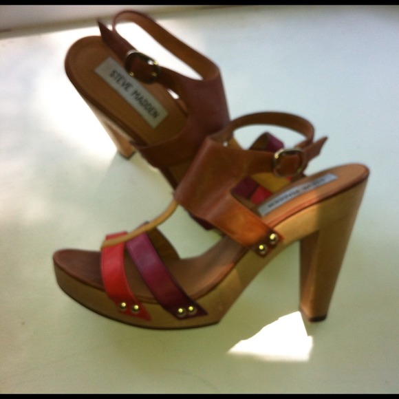 Steve Madden platform shoes