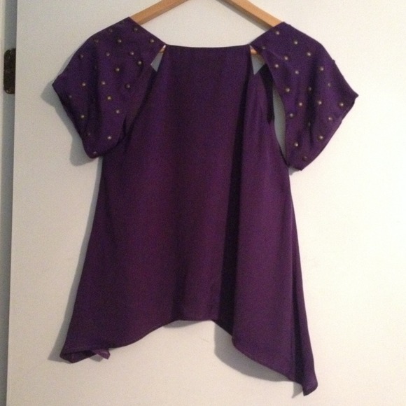 Embellished Cut Out Top - Picture 2 of 2