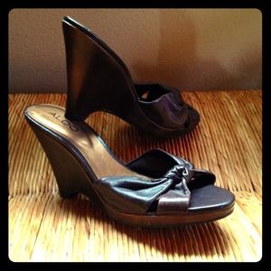 Aldo wedge sandals