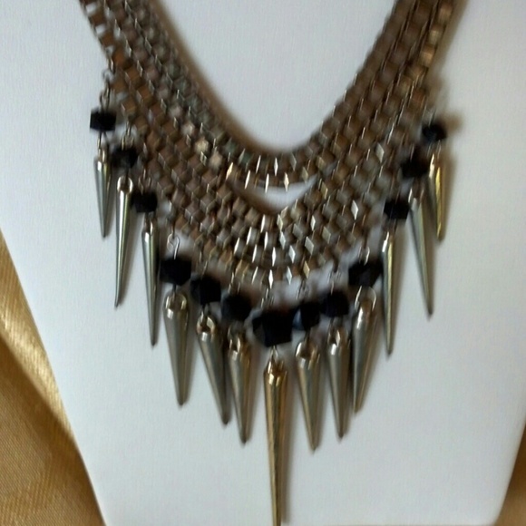 Spike Necklace - Picture 2 of 2