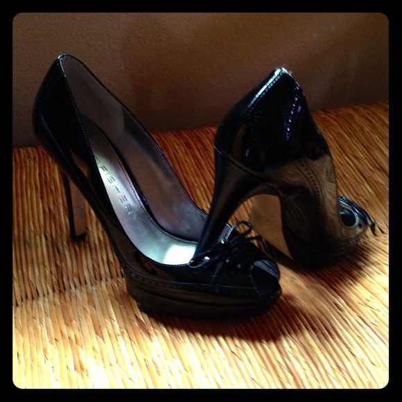 Marc Fisher peep toe heels