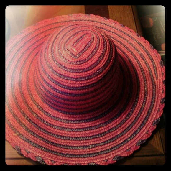 Sun hat - Picture 1 of 1