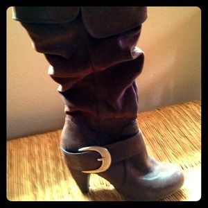 Brown slouchy boots