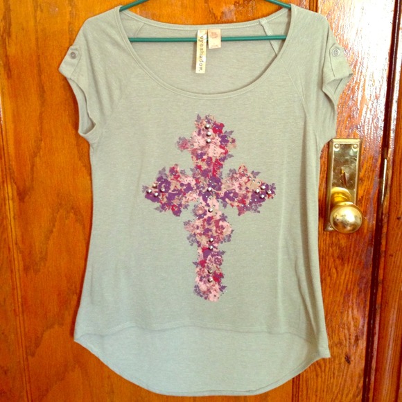 Trendy T-shirt