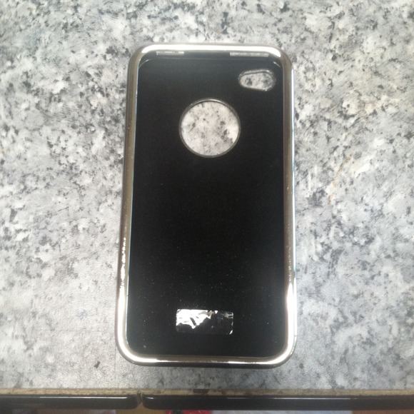 iPhone 4 case - Picture 2 of 2