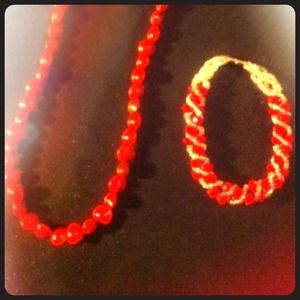Red jewelery set