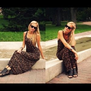 H&M leopard Maxi dress size 4