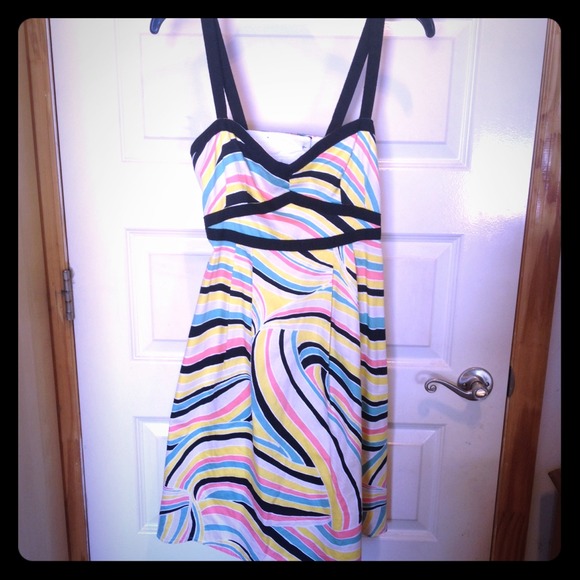 🚫SOLD Nanette Lepore - Lipstick Swirl dress
