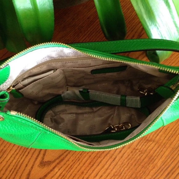 💚Authentic Michael Kors Convertible Fulton Bag💚 - Picture 3 of 4