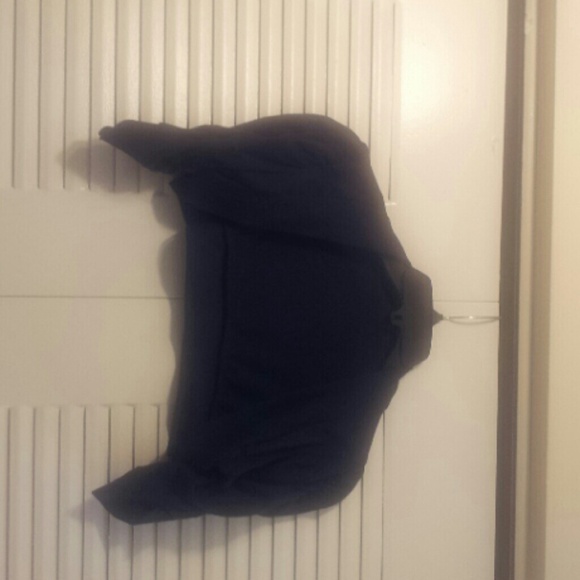 Short black vest