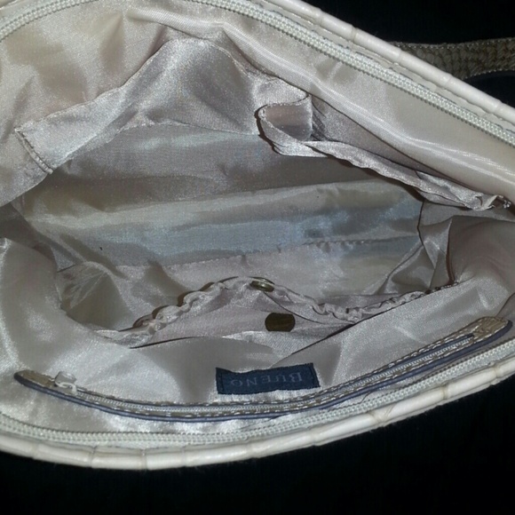 Satchel - Picture 3 of 3