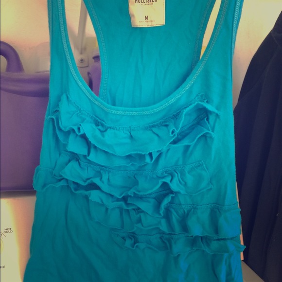 Hollister tank