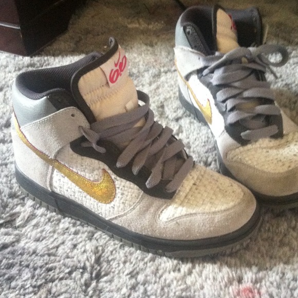 Grey sliver gold high top nike
