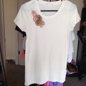 Cream colored j.cree dressy tee