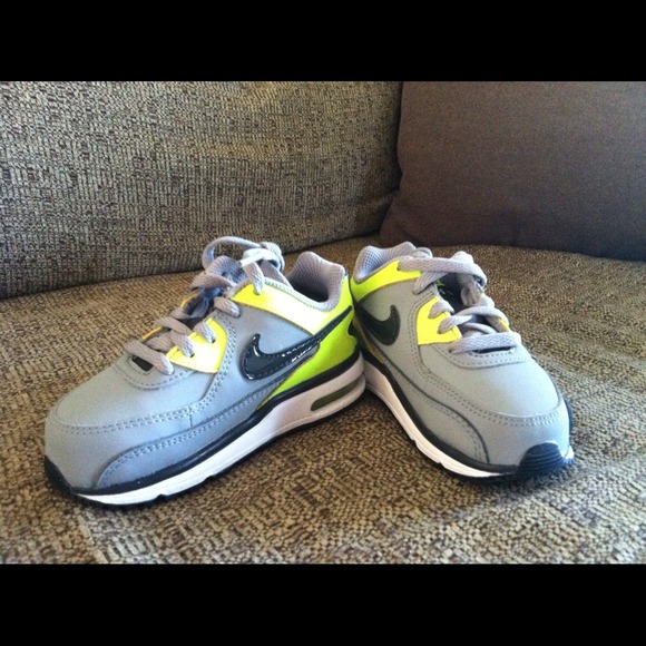 Toddler Boys Nike Shoes Size 8